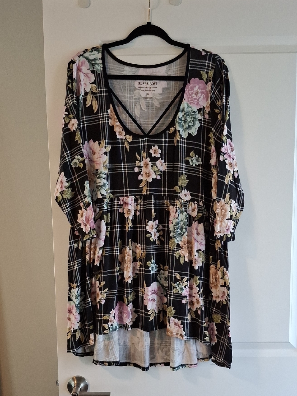 Torrid Black Floral Plaid V-Neck Babydoll Tunic